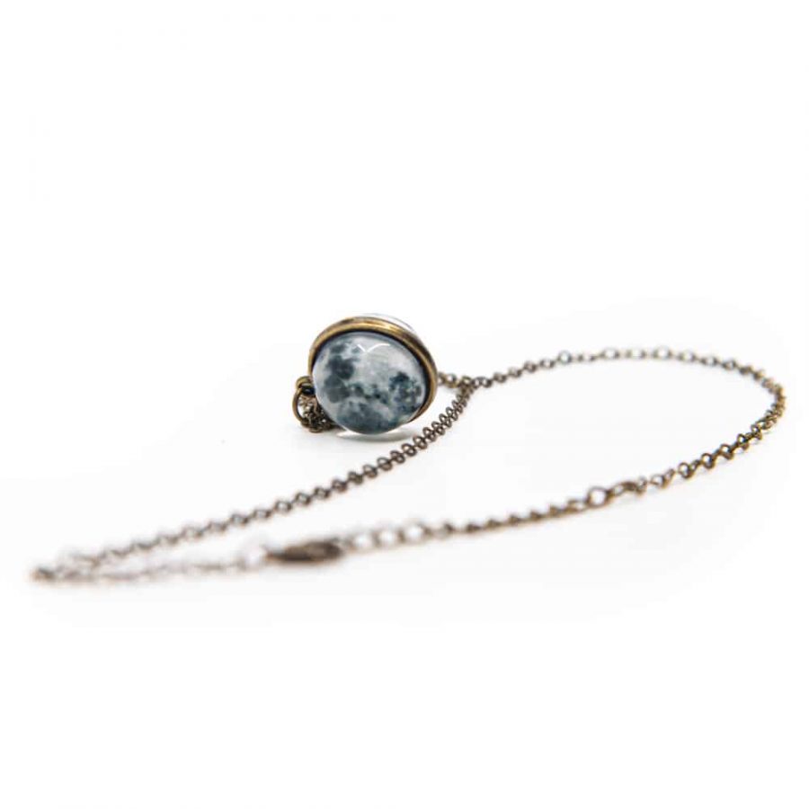 Halsband med Fullmåne